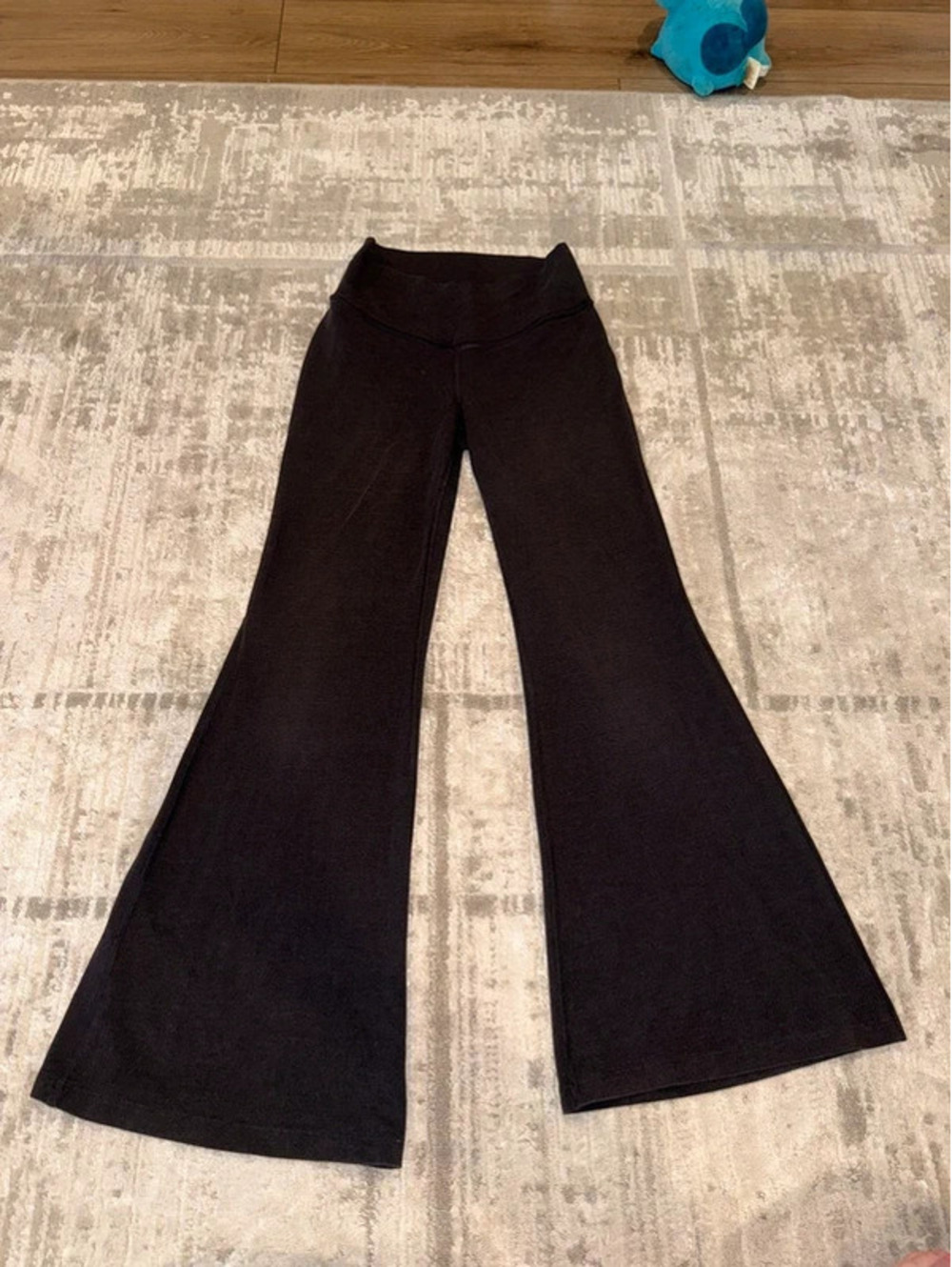 Old Navy Active Flare Leggings Women’s Small Petite Black Extra High Rise Go Dry